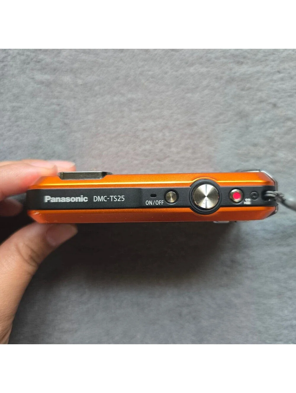 Panasonic Lumix DMC-FH1 12.1MP Digital Camera Orange Charger, Battery & 4GB SD